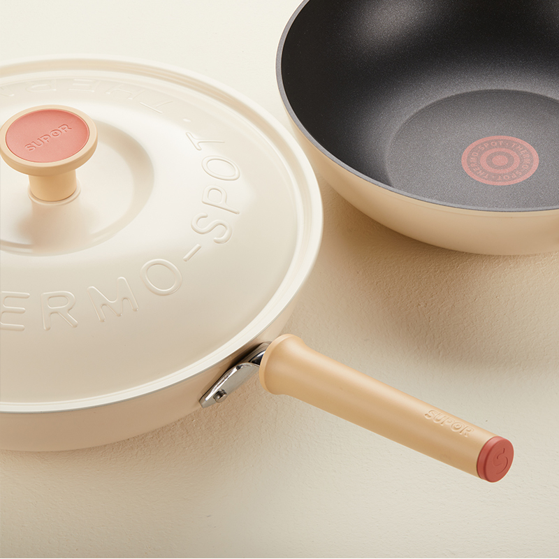 苏泊尔supor轻量火红点不粘炒锅家用炒菜锅煤气灶电磁炉通用平底煎