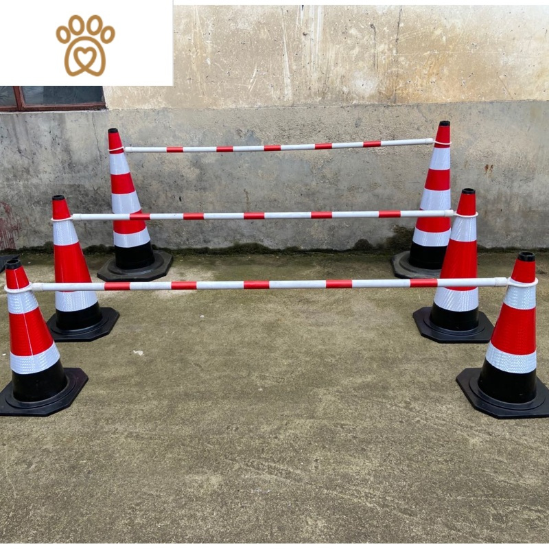 橡胶路锥反光路障雪糕桶路锥帽三角锥马路隔离墩警示柱交通锥型桶