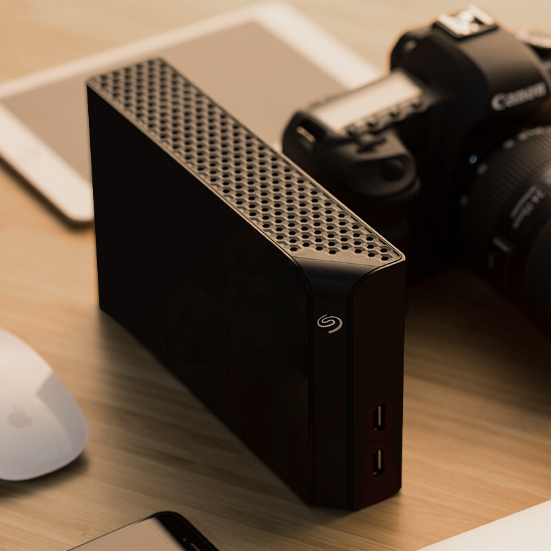 希捷STEL8000300 睿品移动硬盘8T/3.5英寸/USB3.0