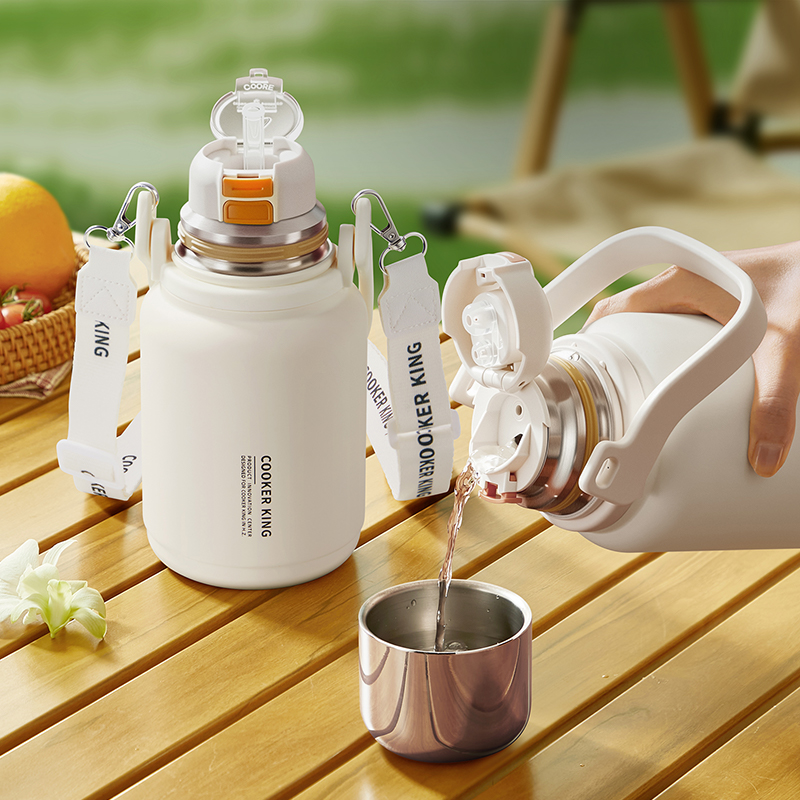 炊大皇冬日暖阳系列手拎壶800ml(素日暖白)高清大图