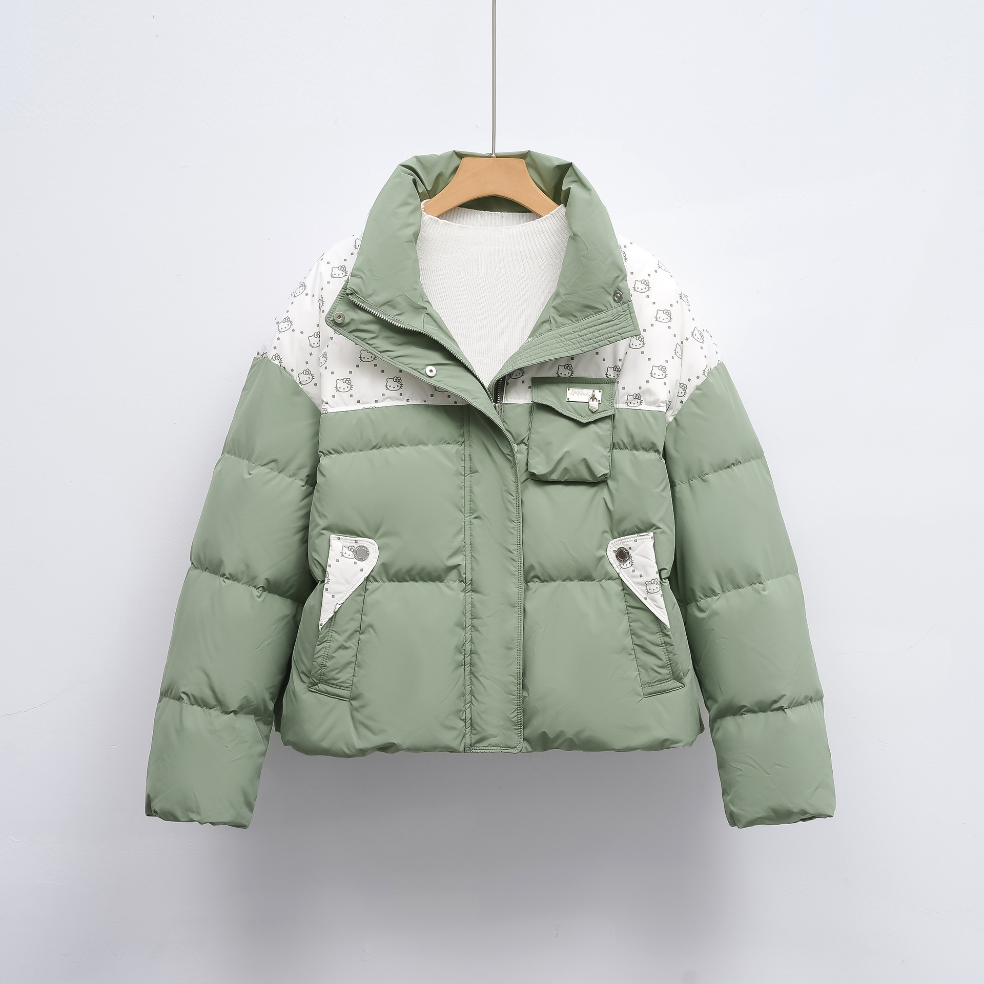 羽绒服新国标90绒女拼接撞色冬季新款立领时尚面包服外套高清大图