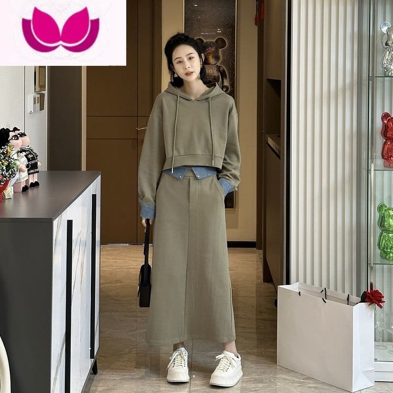 七斓2023春季新款炸街时尚小个子卫衣套装高级感休闲洋气长裙套女图片