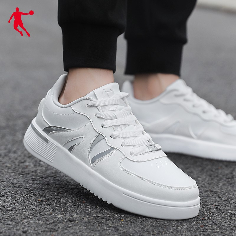 乔丹板鞋男鞋2022秋季新款官方正品轻便软底小白鞋低帮休闲运动鞋