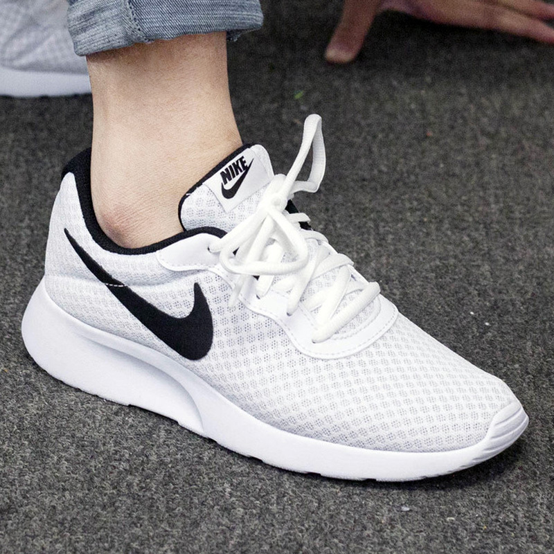 Nike/耐克 女鞋21新款网面透气运动鞋低帮休闲鞋 812655-100