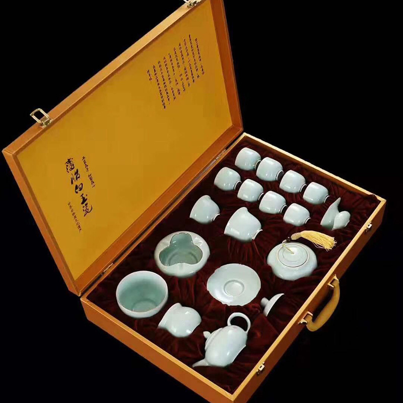 青白玉薄胎茶具