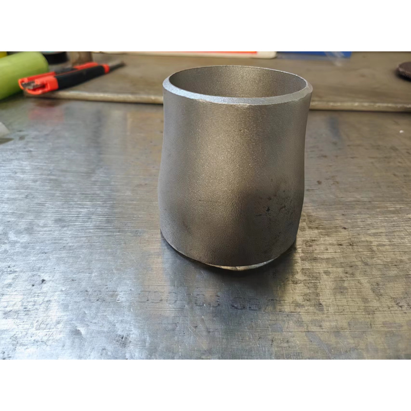 圣天 304不锈钢钢板焊制异径管 PN16 DN200×150