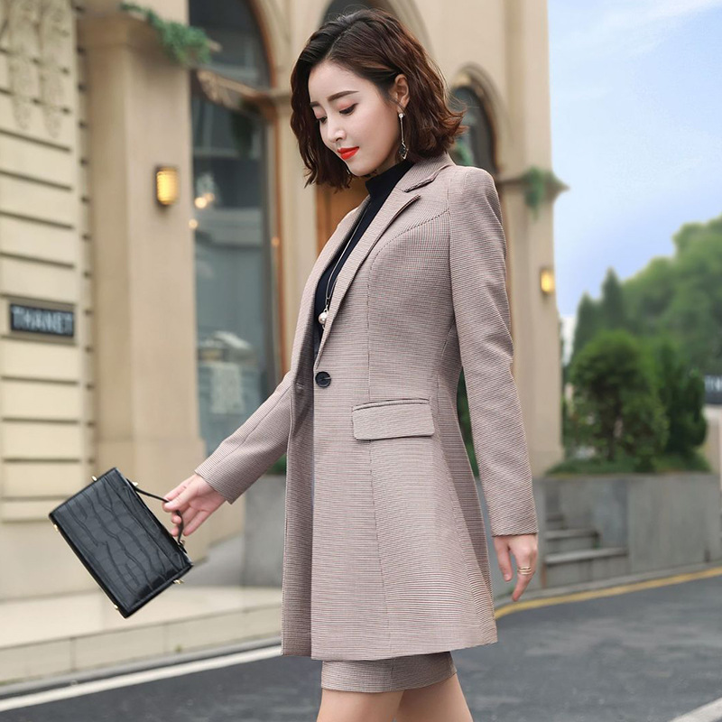 职业装风衣_职业装男图片