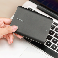 东芝(TOSHIBA) 1TB USB3.2 移动硬盘 新小黑A5 2.5英寸 兼容Mac 轻薄便携 稳定耐用 高速传输