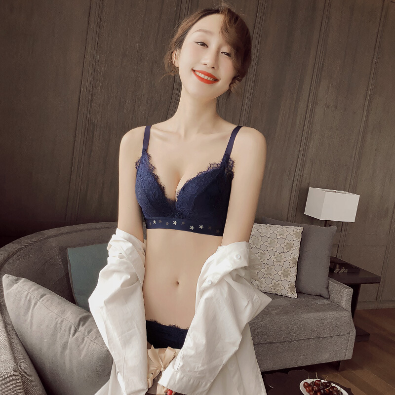 柔软舒适模杯!性感蕾丝边无痕无钢圈聚拢侧收文胸套装小胸内衣裤
