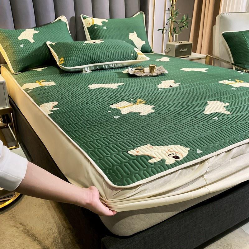 美帮汇夏季泰国乳胶冰丝凉席三件套1.5m床可水洗可折叠1.8米空调软席子 熊熊-墨绿 1.8m（6英尺）床