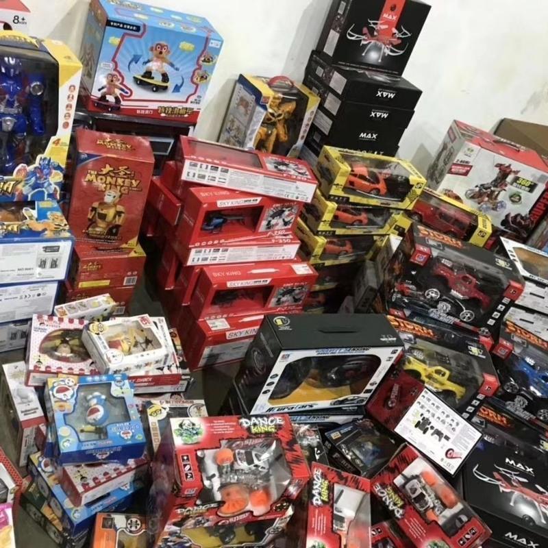 玩具论斤称斤称玩具大礼包送人玩具男孩玩具女孩玩具地摊玩具批发婴儿