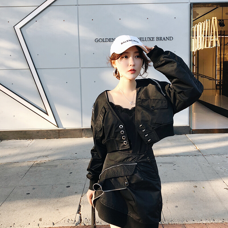 2018春装新款港味复古蕾丝带背心女内搭性感打底上衣