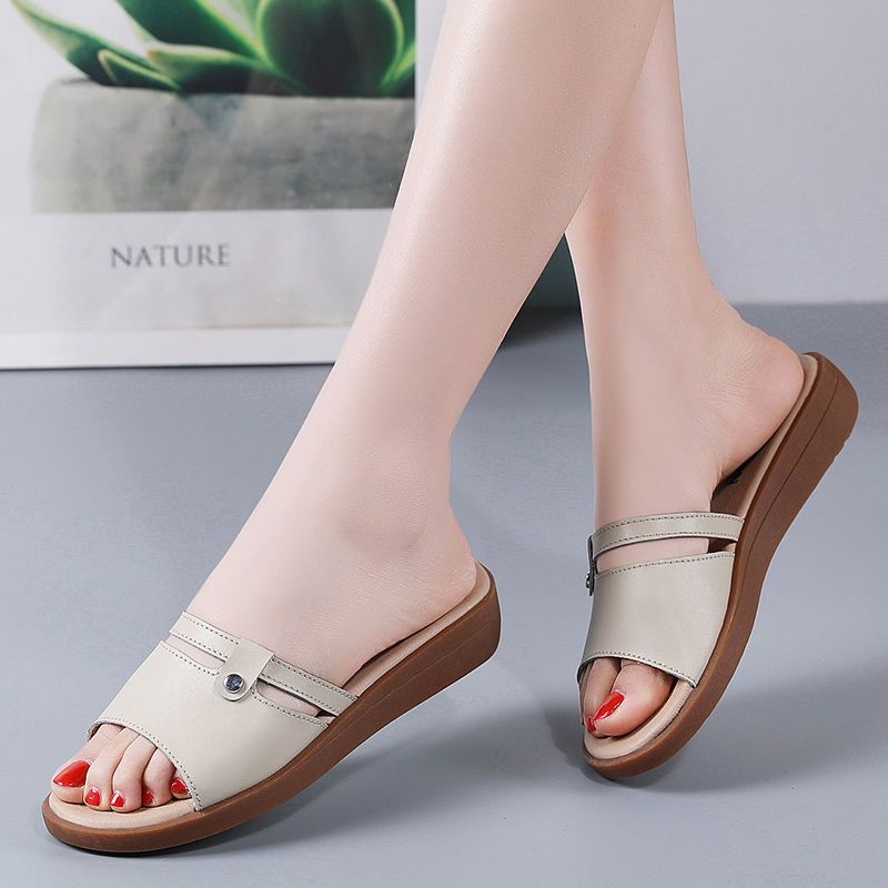 真皮凉拖鞋女外穿夏季新款外出防滑软底百搭时尚女士女式平底皮拖米色