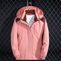 冲锋衣女潮牌常规款韩版春秋可拆卸防水防风登山服情侣款外套女秋季 莎丞 拼色粉女 4XL