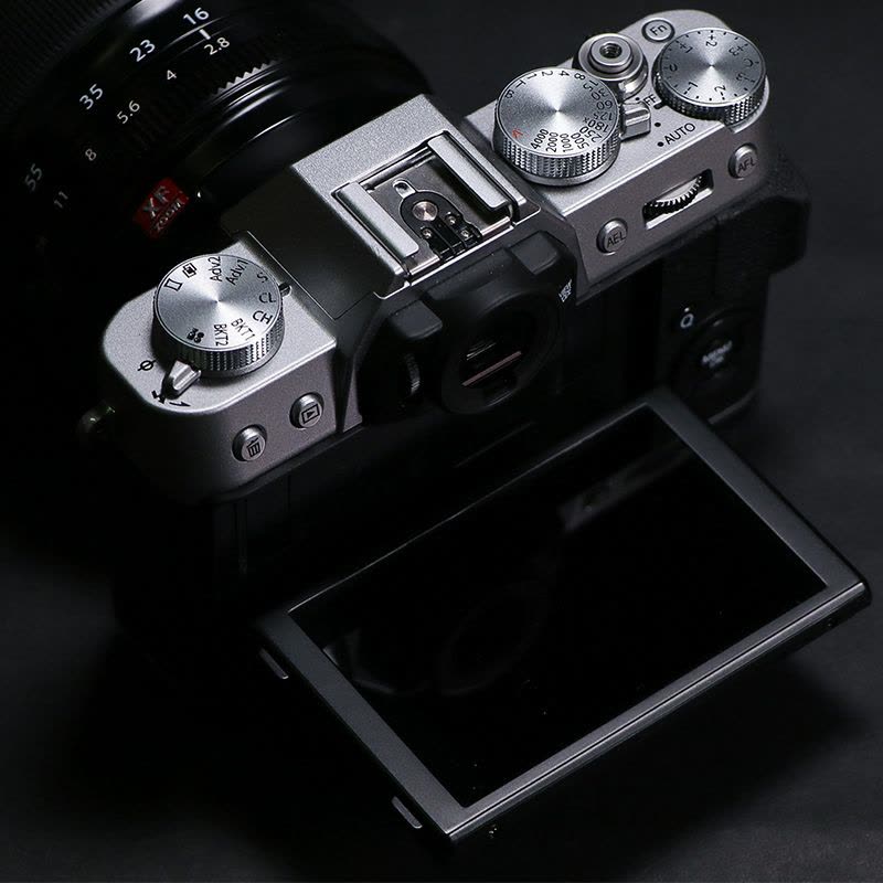 富士(FUJIFILM)X-T20(XF18-55MM)银色微单套机变焦套装有效像素值2430