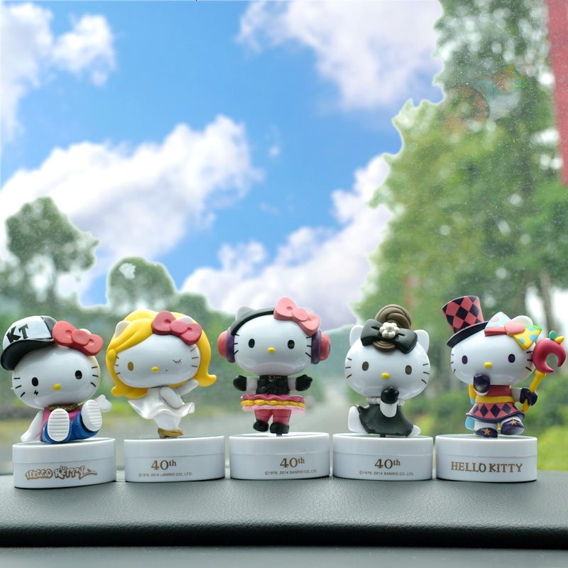 hello kitty汽车摆件KT凯蒂猫车上装饰卡通公仔创意车饰用品