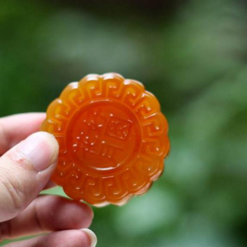 玛瑙摆件玉髓玉月饼饰品圆形玉石把件 带证书送女朋友七夕情人节礼物