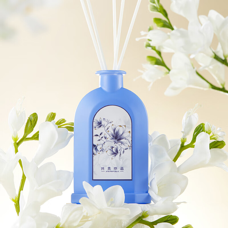 共禾京品 ZFARCOM240002 白玉兰香薰礼盒套装 扩香瓶*1+蜡杯*1+扩香棒*5高清大图