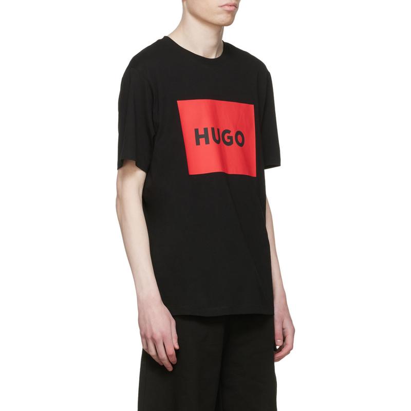 Hugo boss印花图案短袖T恤圆领休闲男式日常穿搭高清大图