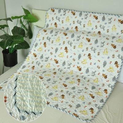 白色 70cmx100cm 卡通床盖幼儿园宝宝夹棉床垫铺被夏季儿童床褥垫绗缝被加棉小床单