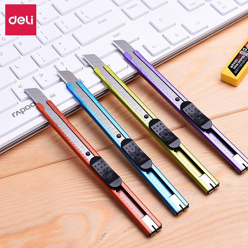 得力(deli) 2066 炫彩金属美工刀 小号美工刀 手工刀 裁纸刀 颜色随机1把