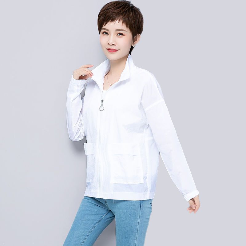 2021春夏新款潮青年女防晒衣服短外套冰丝防紫外线宽松大码妈妈装 白色 L 建议80-105斤