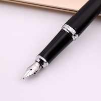 派克PARKER 钢笔 都市磨砂黑杆白夹墨水笔 学生商务办公文具用品 可吸墨可替换墨囊0.5mm金属不锈钢F笔尖
