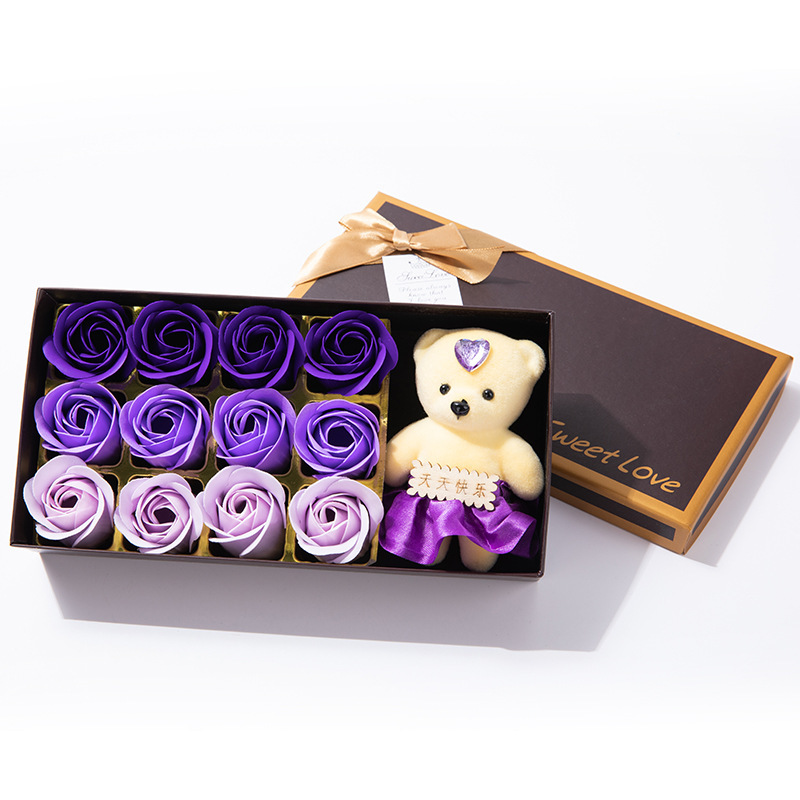 情人节送女朋友什么礼物最好学生(情人节礼物给女朋友送什么礼物学生)