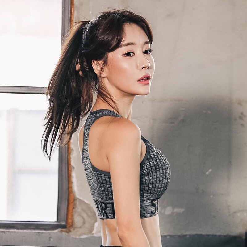 无钢圈震跑步文胸内衣拢健身胸罩瑜伽背心式定型胸衣