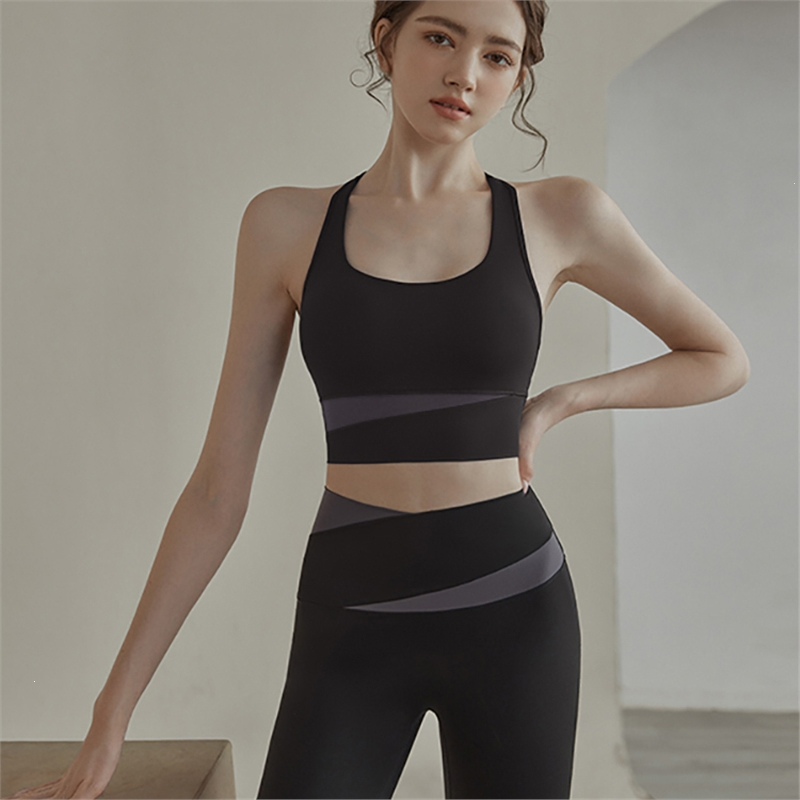 运动内衣女防震跑步春夏新款瑜伽服上衣聚拢背心美背文胸健身套装