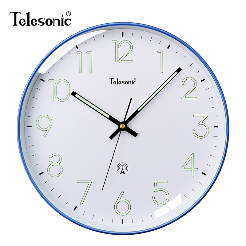 天王星(Telesonic)夜光电波钟静音挂钟客厅家用时尚挂墙钟创意时钟免打孔简约卧室挂表创意大气教室钟表