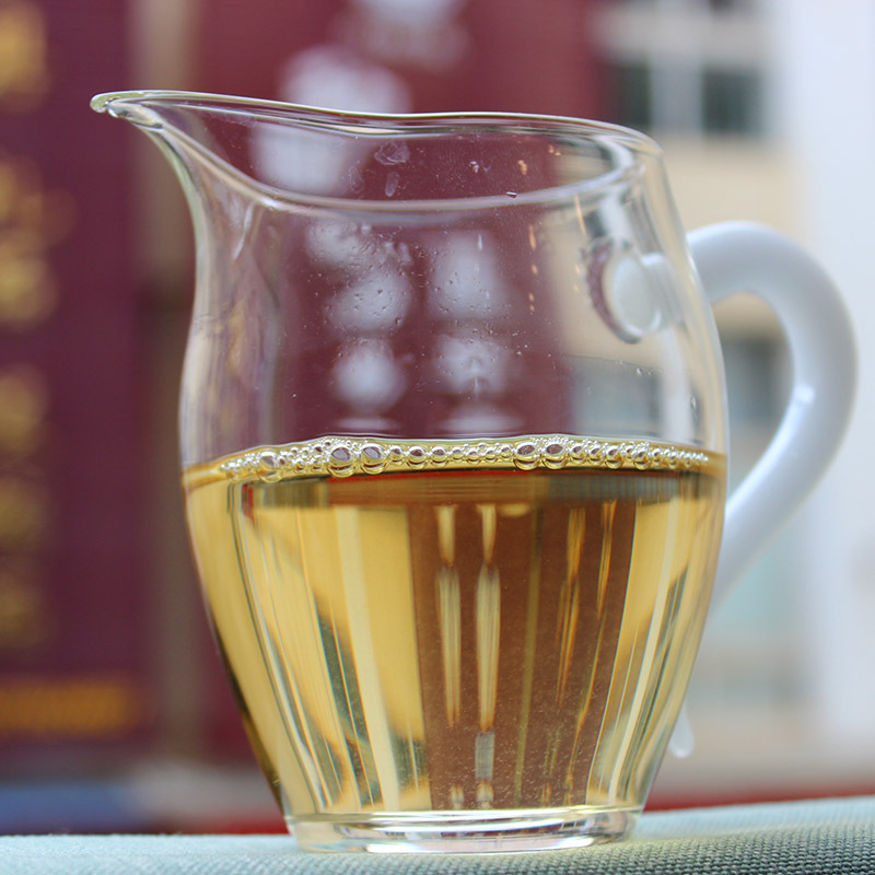 茗纳百川 月光白 2019年云南普洱茶生茶 景谷大白毫 月光白生茶茶饼 月光美人 单饼357克