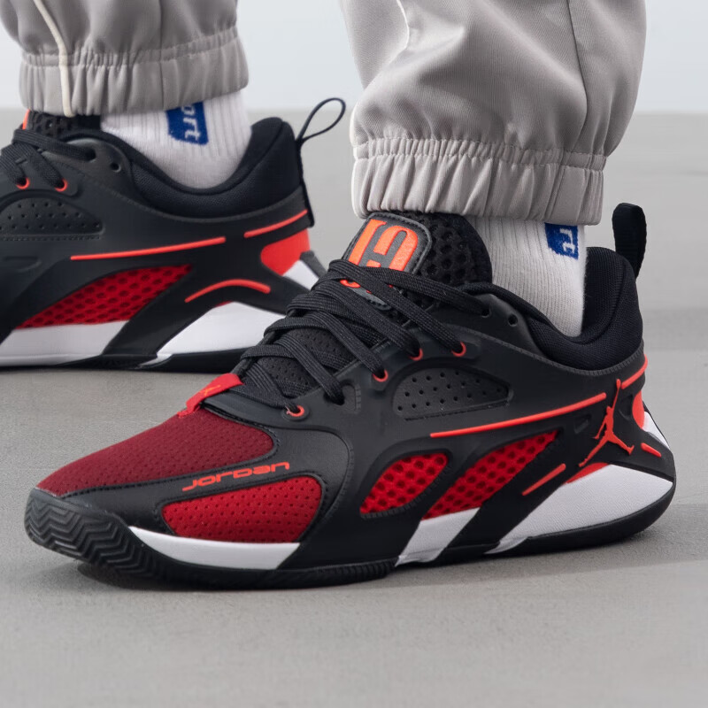 耐克（NIKE）男鞋新款潮流透气缓震抗扭轻便实战篮球鞋 FQ3859-006 ZP高清大图