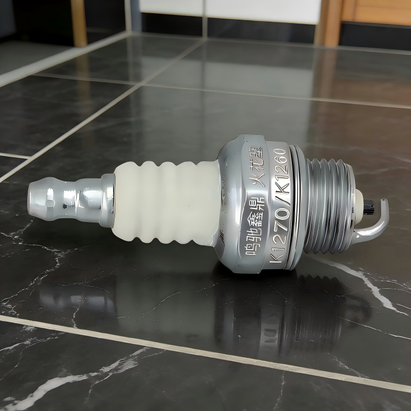 鸣驰鑫鼎 火花塞 K1270/K1260 个高清大图