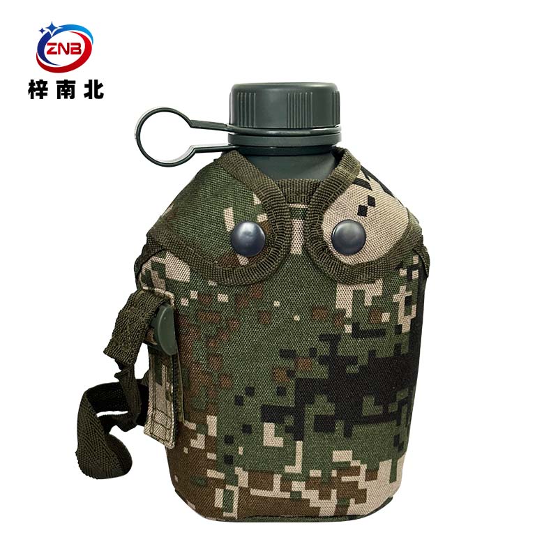 梓南北 户外水壶 迷彩水壶 ZN/B05 个高清大图