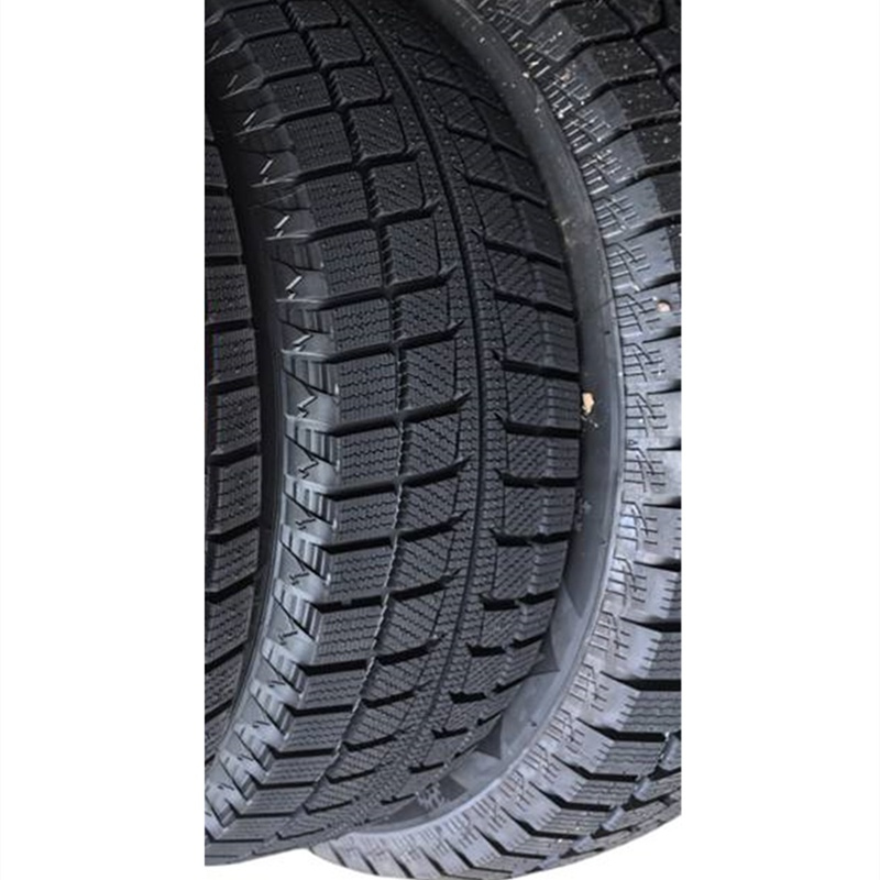 朝阳 雪地胎245/70R16 条高清大图
