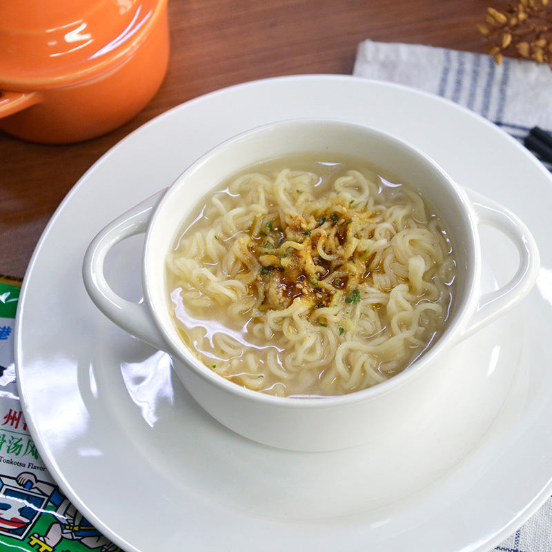 中国香港出前一丁方便面 九州猪骨汤味100g*30包/箱 方便速食泡面拉面办公室 熬夜