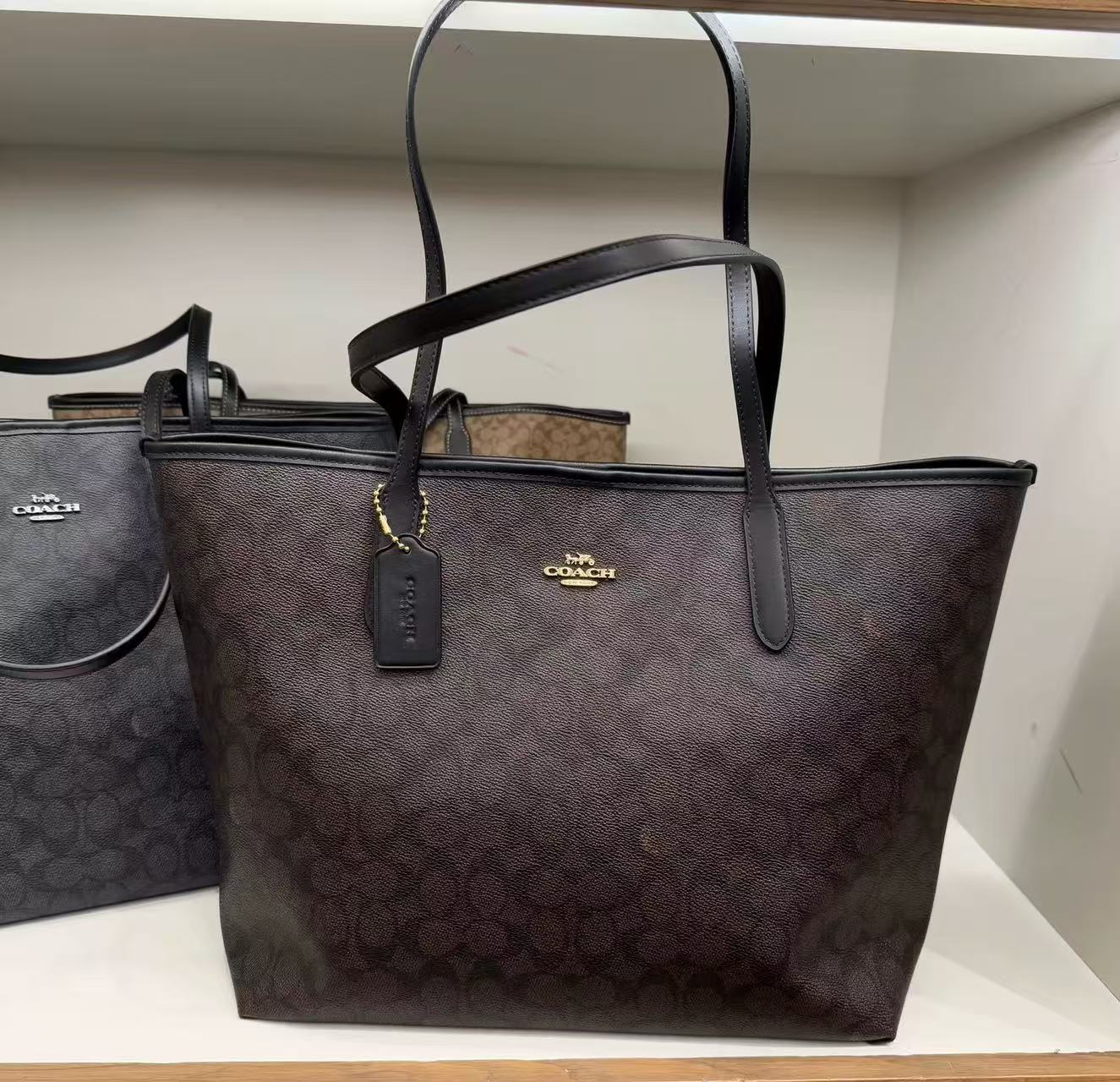 蔻驰(COACH)女包 女士奥莱款经典标志双面老花city30托特包City33单肩包金属马车标C纹斜挎包 F58292 F58292IMAA8