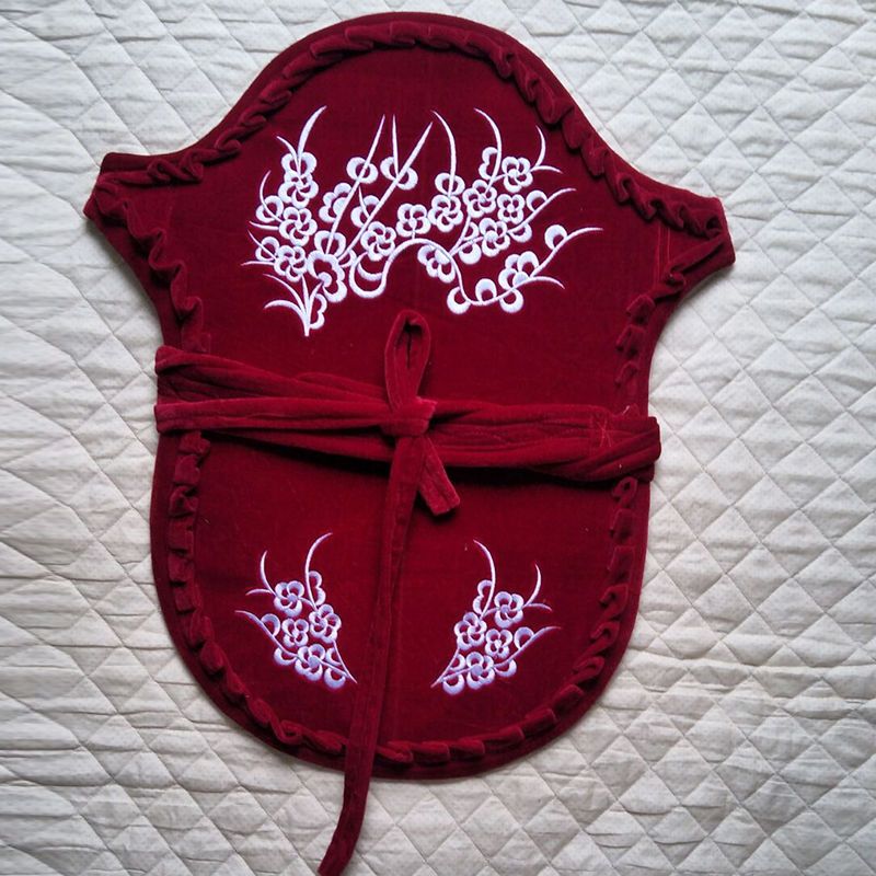 贵州黔西贵阳婴儿传统背带老式民族背巾小孩宝宝背扇印花1