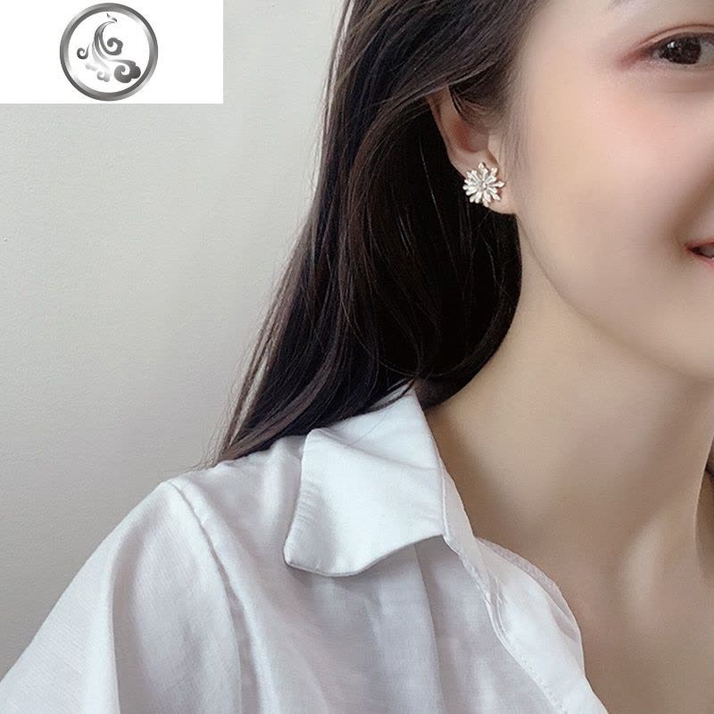 韩国纯银耳钉女气质百搭超仙网红小雏菊花朵耳环2019新款潮耳饰 JiMi图片