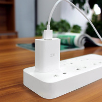 ZMI紫米 充电器18W快充套装 USB-A to Lightning数据线白色