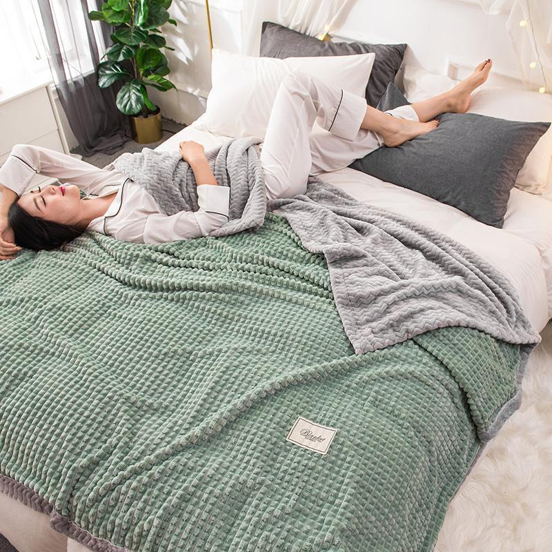 家柏饰(CORATED)双层毛毯被子加厚冬季保暖床单铺床毯子宿舍学生垫床 加厚双层毯墨绿+灰 180cmX200cm（加大单人毯/超柔加厚）