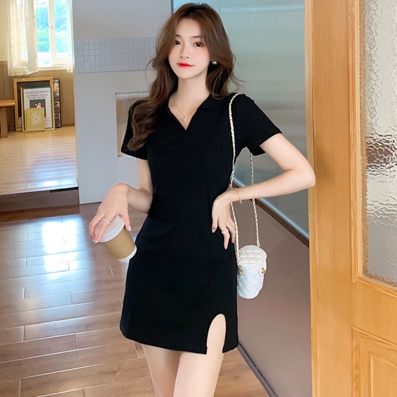 法式V领包臂连衣裙女夏季年新款小黑裙气质修身性感辣妹裙子