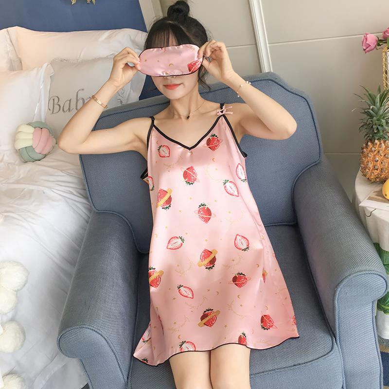 睡裙女夏季薄款冰丝吊带莓睡衣性感丝绸夏天学生可爱大码家居服