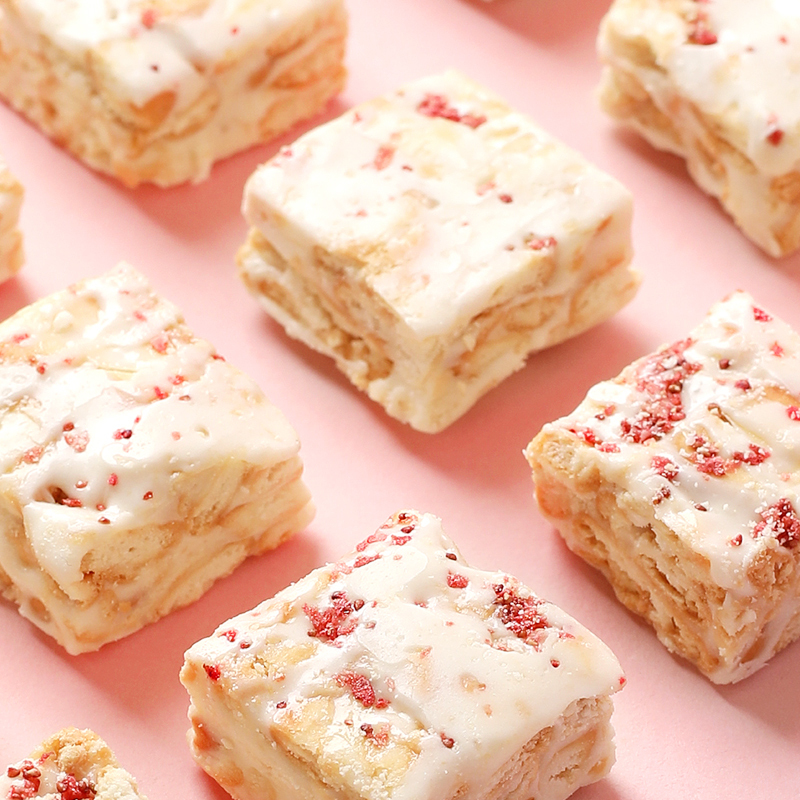 苏宁宜品奶酥酥奶香草莓抹茶网红雪花酥100g*5袋休闲零食(奶香味2袋草莓味2袋抹茶味1袋)