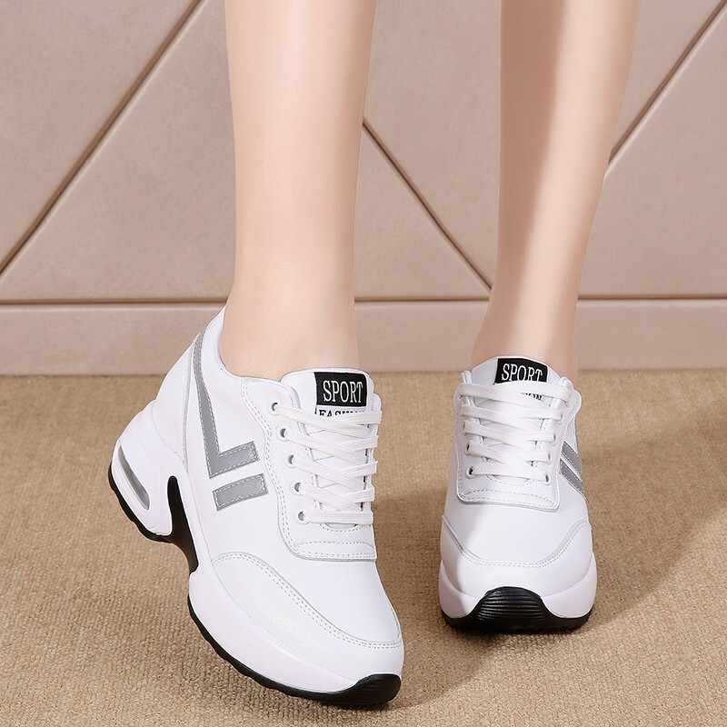 女装波鞋10公分内增高跟女人穿的小白鞋坡跟单鞋韩牌旅游远运动女鞋子