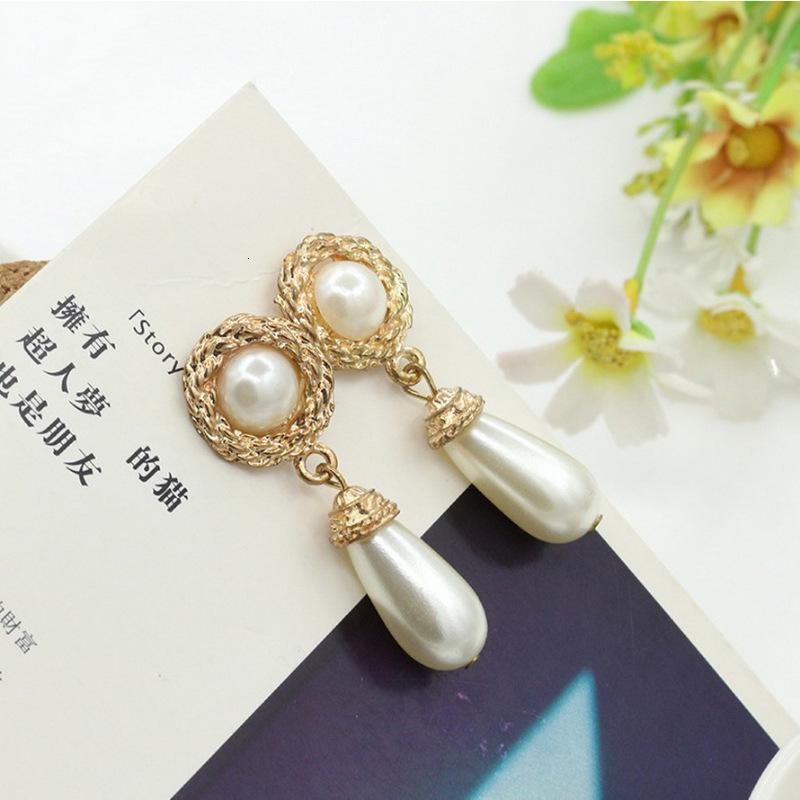 耳钉女款新款时尚潮人耳饰长款水滴珍珠耳钉f2d223送女朋友七夕情人节