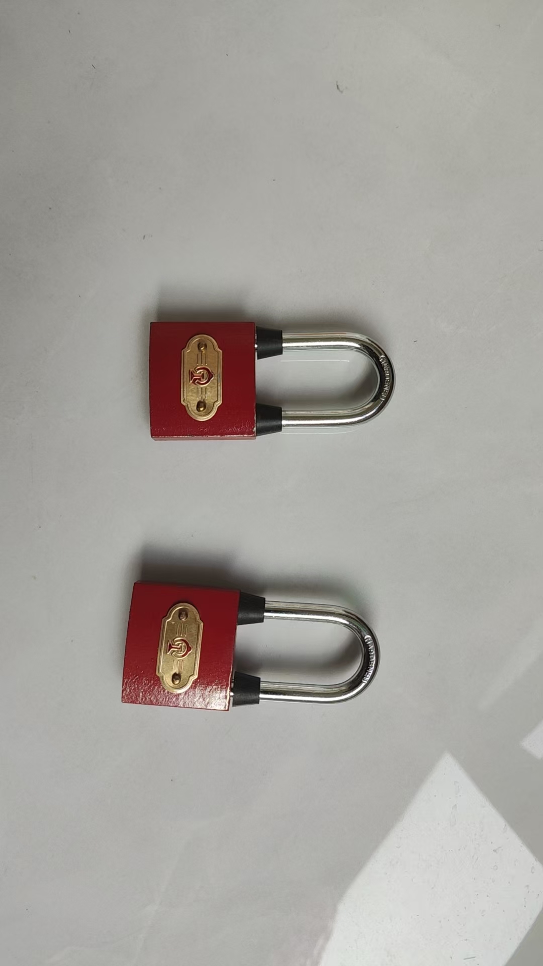 贲华 三棱锁 38*80mm 个高清大图
