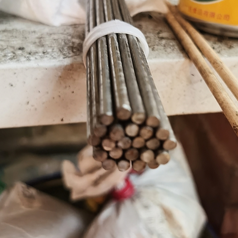 洋蝲蝲 钢筋 6mm-40mm kg高清大图