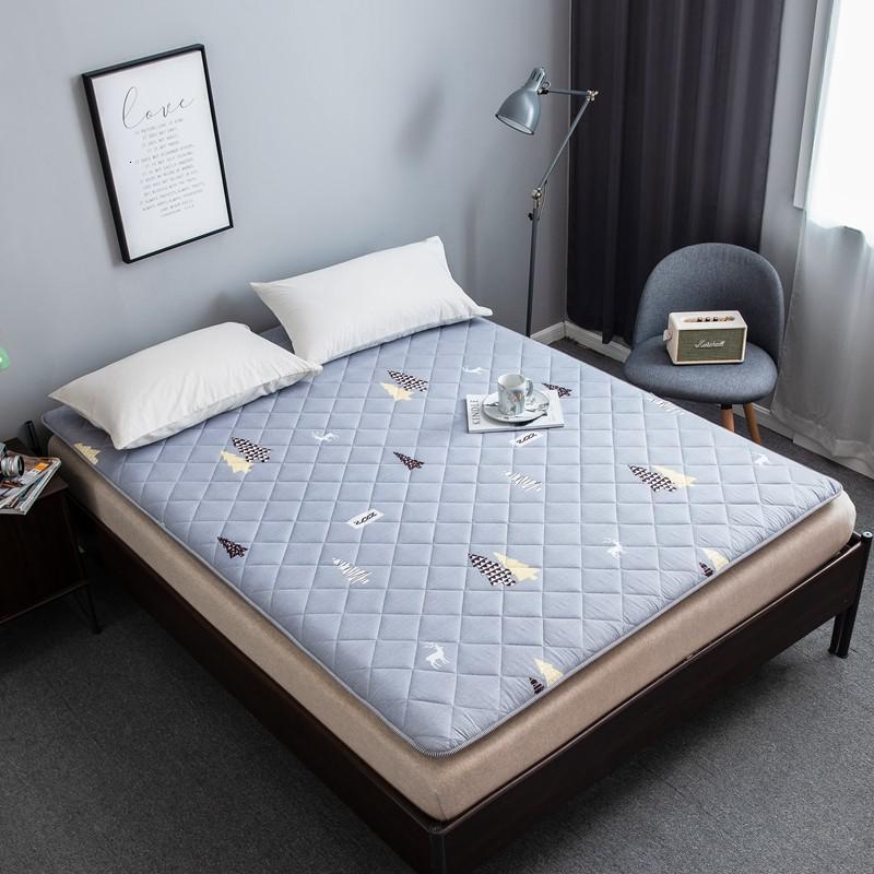 家柏饰(CORATED)四季印花榻榻米床垫 圣诞树 90*190cm